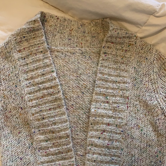 Juniors Arizona Cardigan - Picture 3 of 6